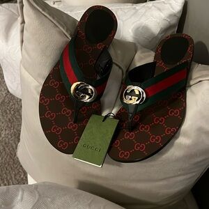 Brand New Gucci slides (New condition box)